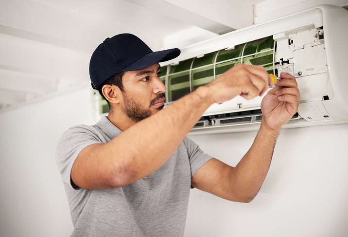 Installing an air conditioning system is a significant decision. Learn the essential dos and don’ts of air conditioning installation in Grand Rapids, MI.